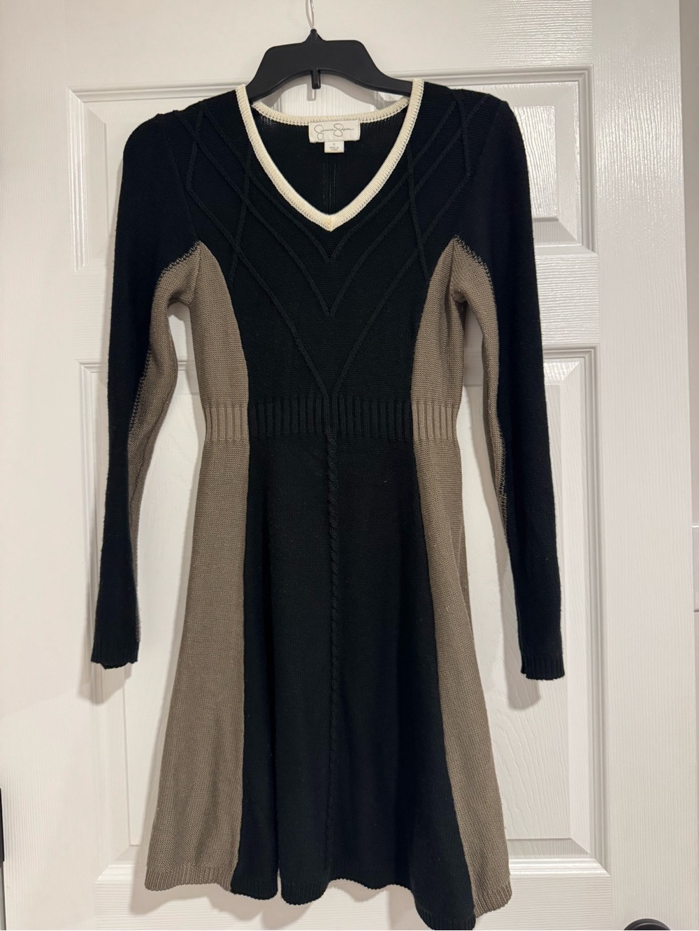Jessica Simpson Black and Taupe V-Neck Long Sleeve Knit Dress